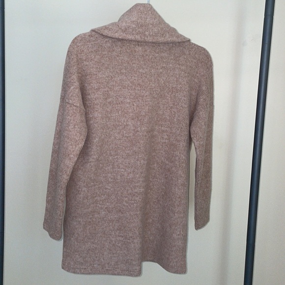 Only Knit Turtleneck - Picture 2 of 3